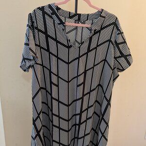 SHEIN Curve Black & White Geometric Shift Dress - Size 2xl - Short sleeve